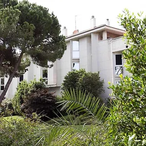 Love hotel Punt 14, Gavà