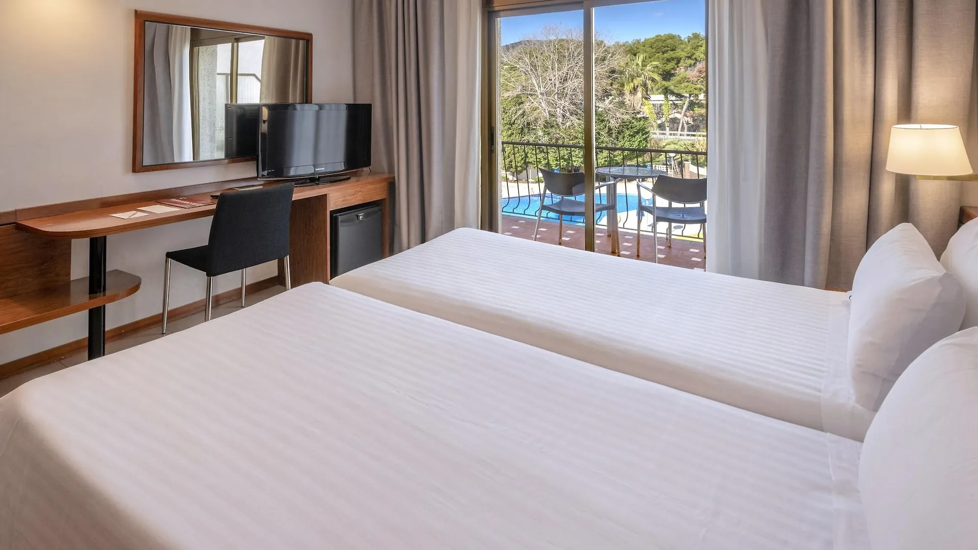 Hotel Ciudad De Castelldefels