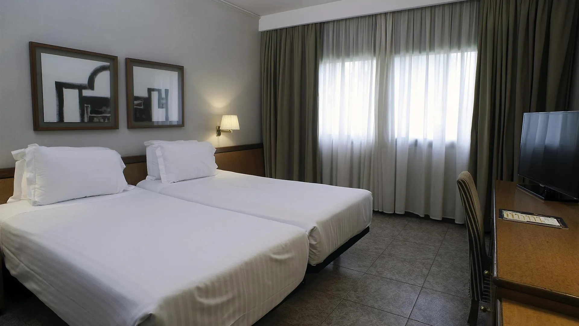 Hotel Ciudad De Castelldefels