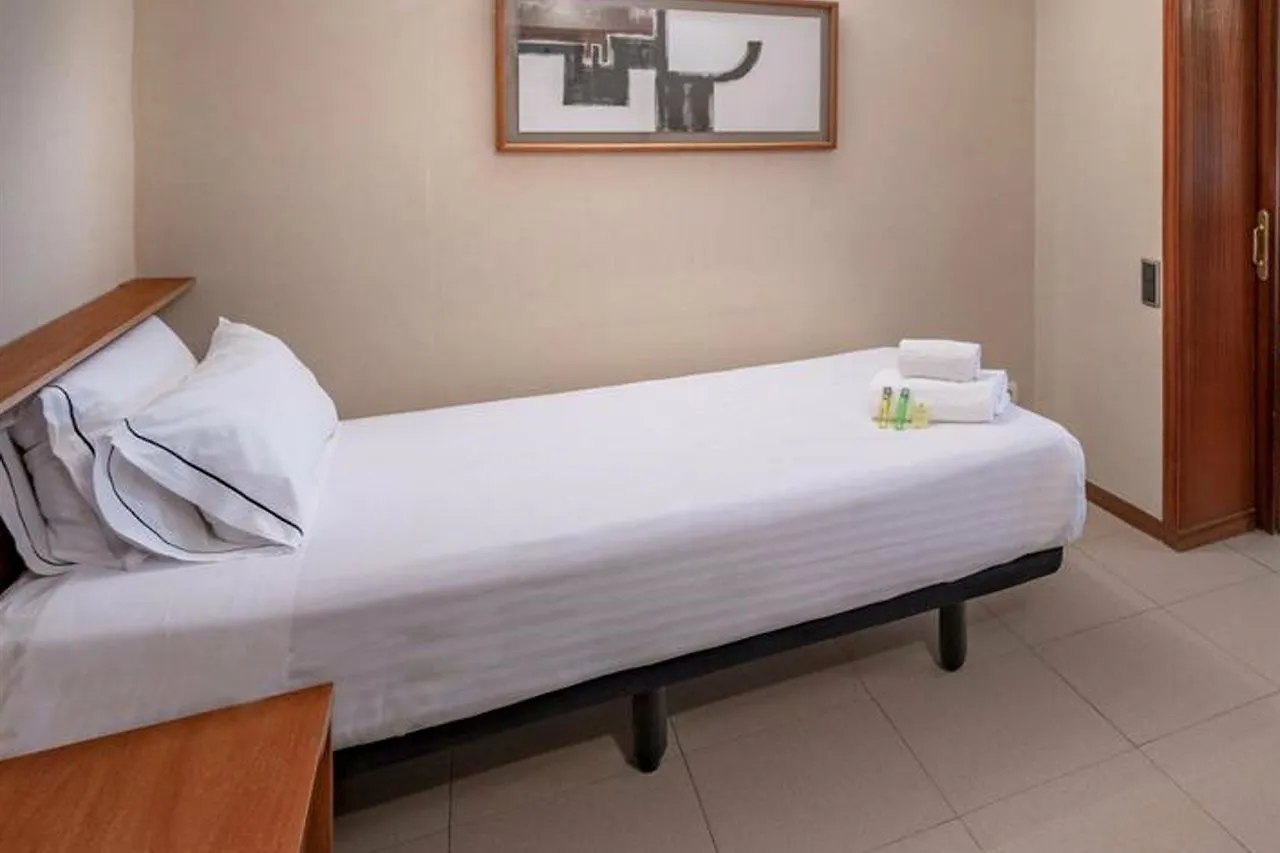 Hotel Ciudad De Castelldefels